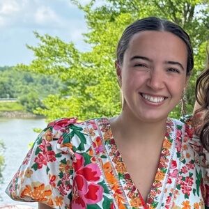 Meet your Posher, Lily